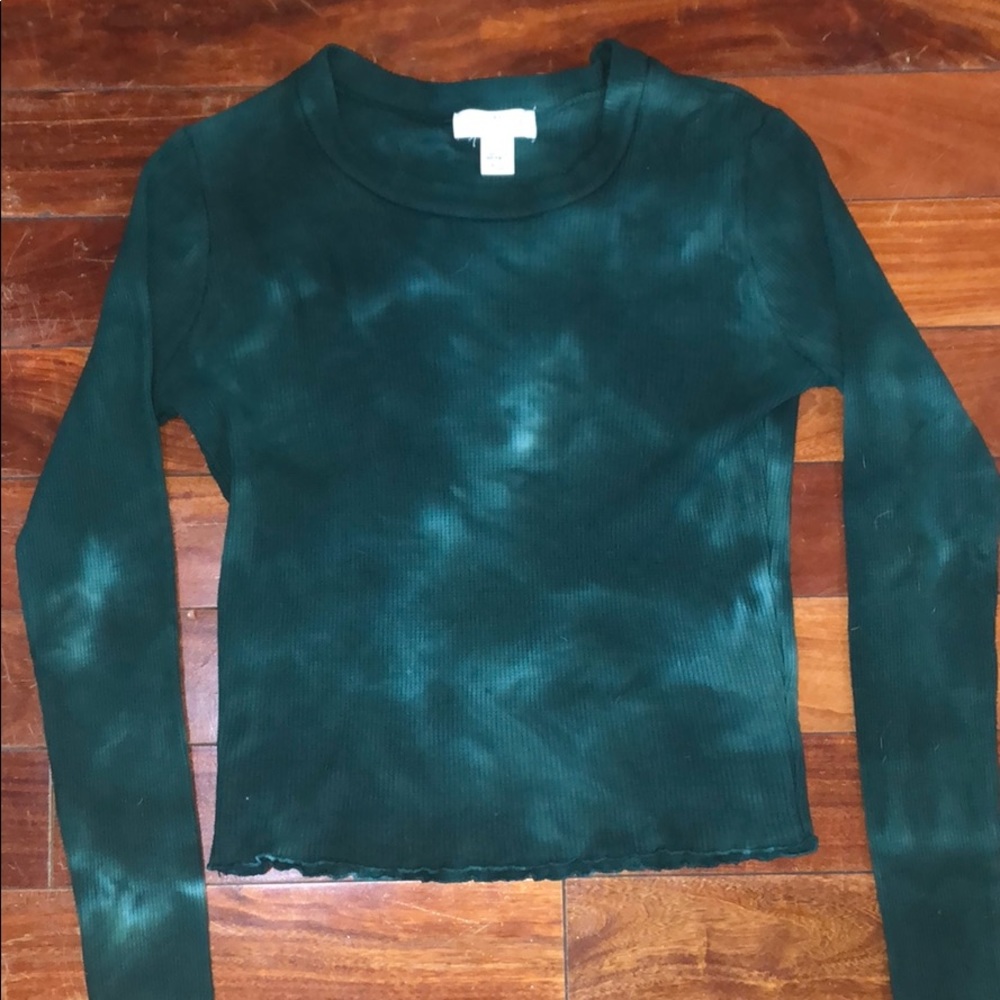 Size small Ivy & Main long sleeve top